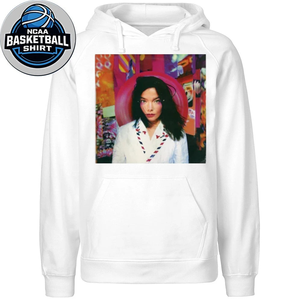 Anne Hathaway Björk The Devil Wears Prada 2 2026 Shirt